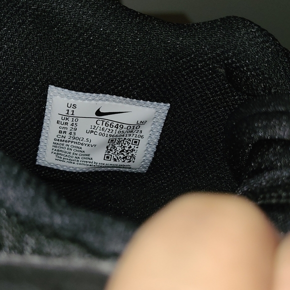 Nike Football Cleats - Picture 6 of 6